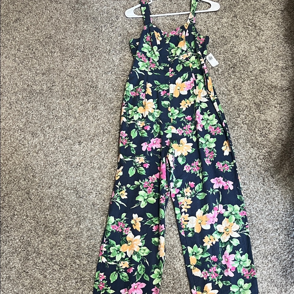 Floral linen pant suit